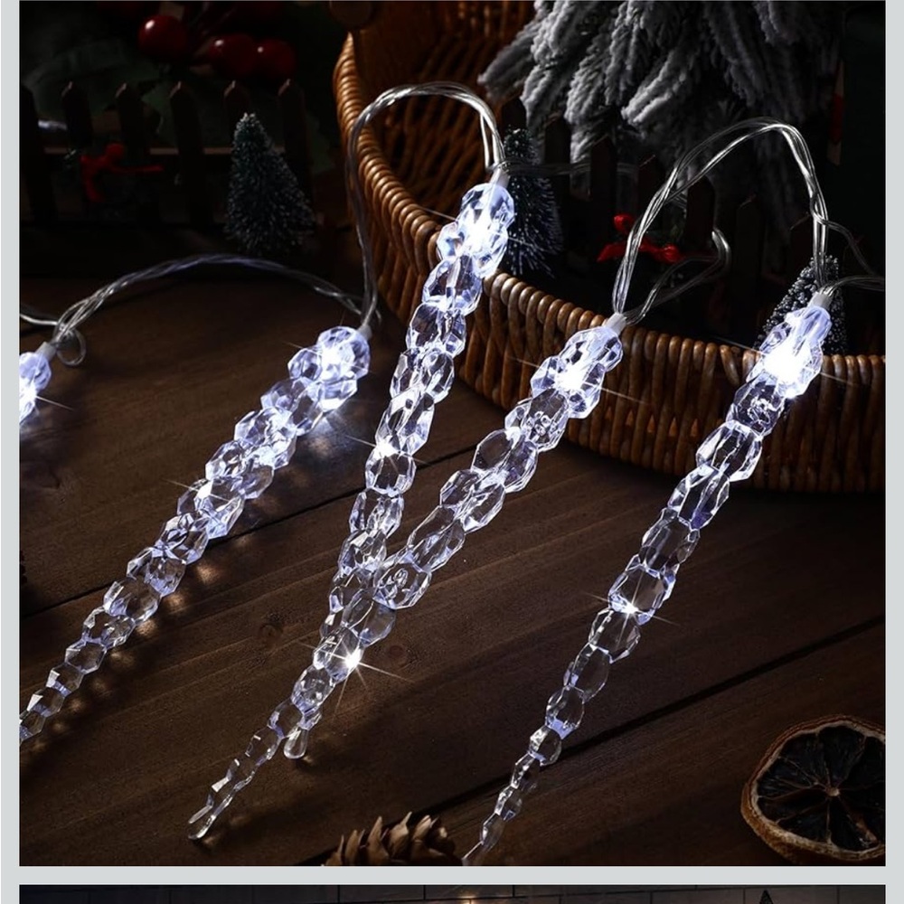 LED Icicle String Lights